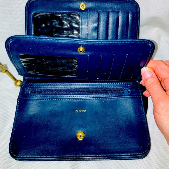 Wallet - Picture 3 of 8